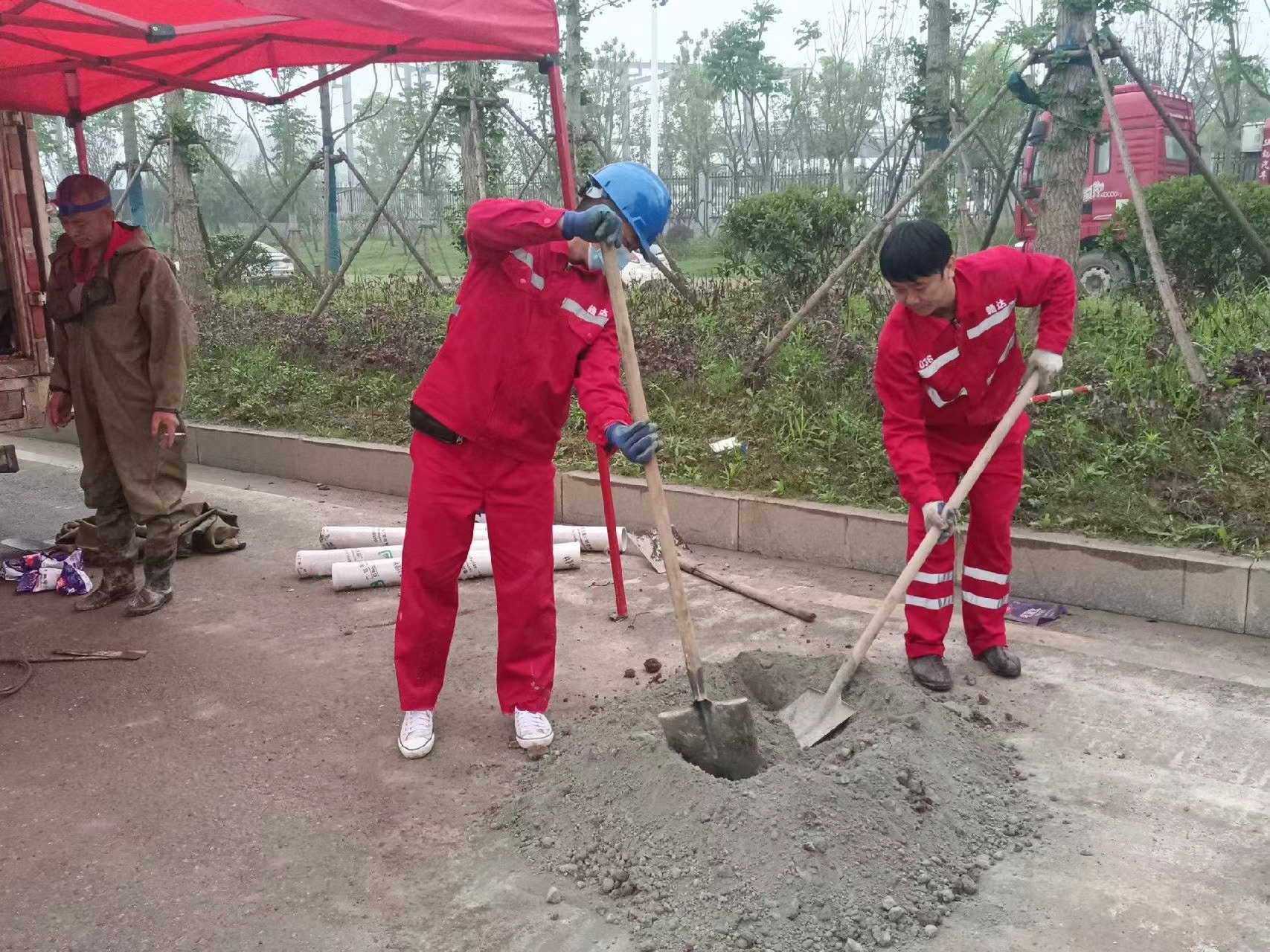 岳池管道疏通哪家好】及时进行市政管道清淤